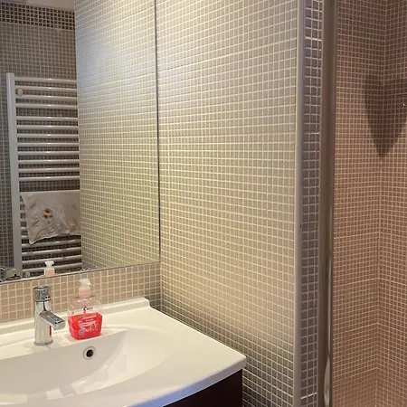 Chez Le Bossu De Notre Dame Parijs